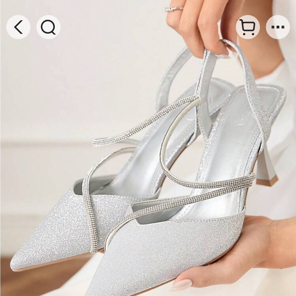 Elegant Silver Women's Heels size 6 prom wedding graduation event